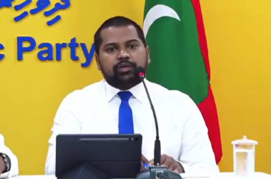 ކާޑެއްދޫ އެއްބަސްވުމާ އެއްގޮތަށް ވިލާއިން އަމަލެއް ނުކުރޭ! އެއްވެސް ބަދަލެއް ނުދީ އެއްބަސްވުން ބާތިލް ކުރެވޭނެ، ދޭން އުޅޭ ބަދަލަކީ ޤާނޫނާ ހިލާފު ބަދަލެއް: މައުރޫފް